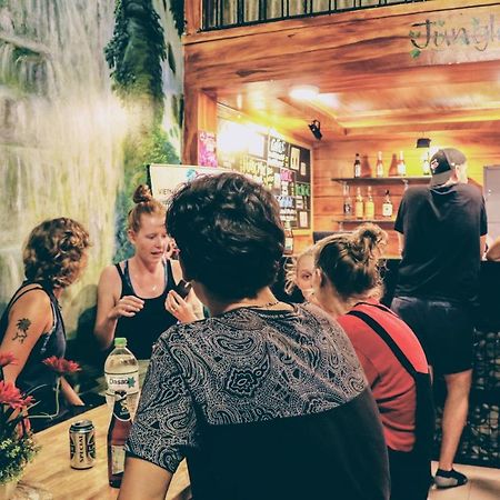 Jungle House Hostel Ho Chi Minh City Bagian luar foto
