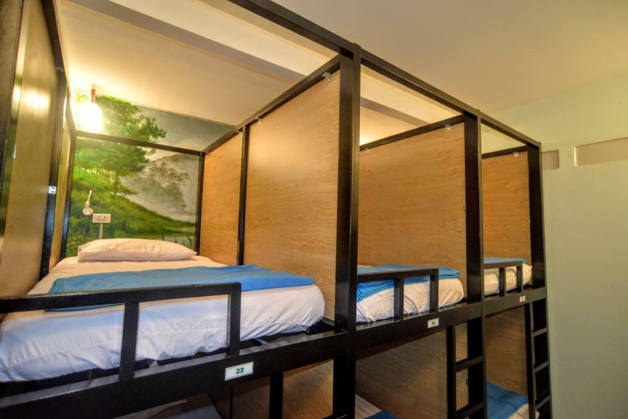 Jungle House Hostel Ho Chi Minh City Bagian luar foto